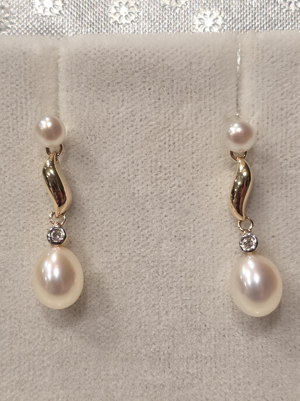 💕✨️14K Classic Pearl Drop Gold Earrings✨️💕